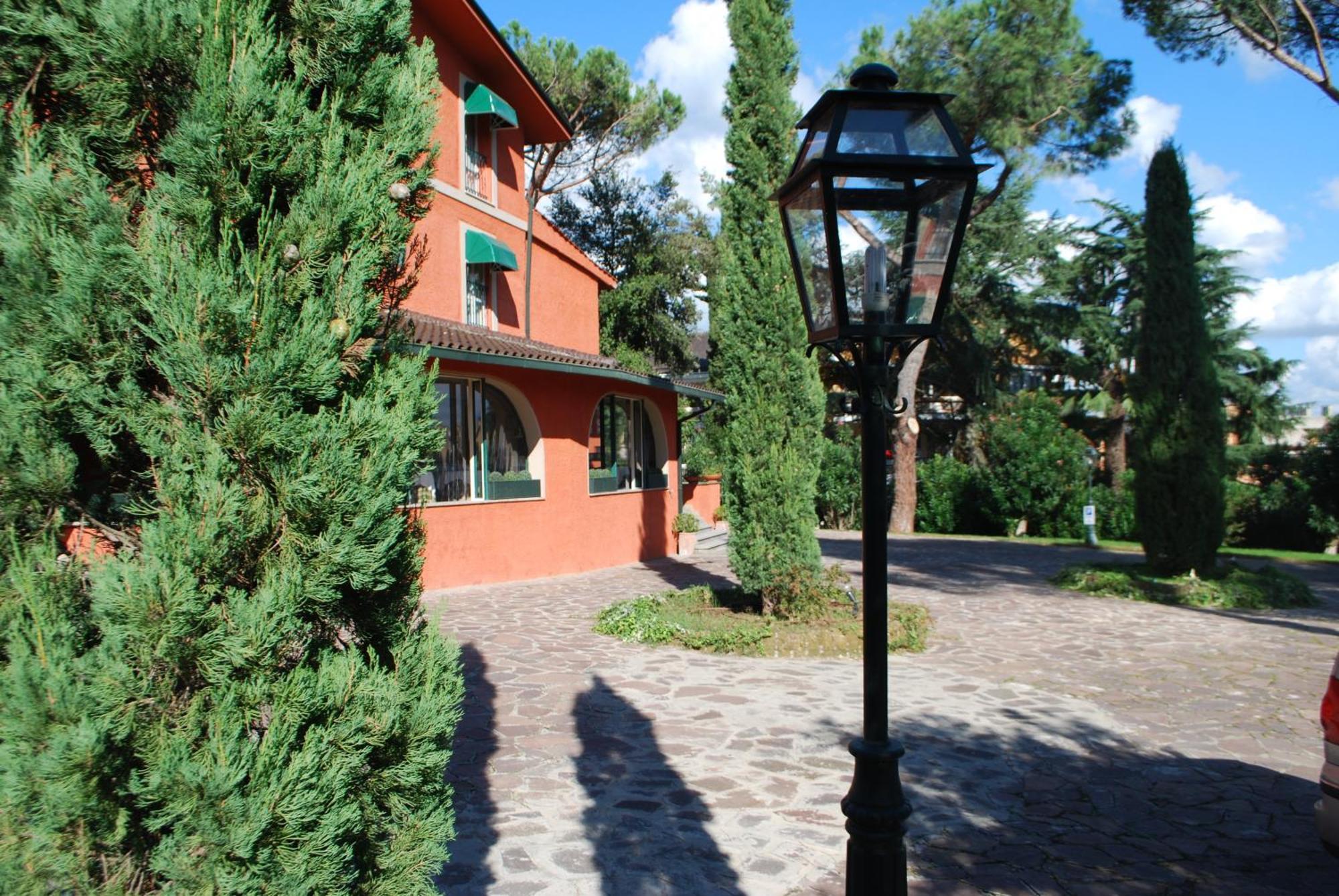 רומא Resort La Rocchetta מראה חיצוני תמונה