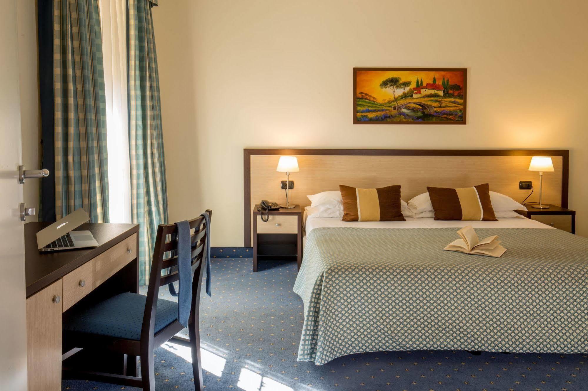 רומא Resort La Rocchetta מראה חיצוני תמונה