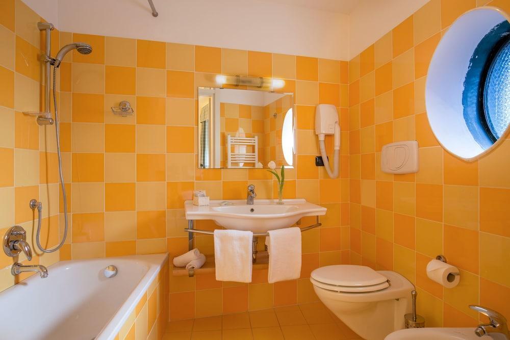 רומא Resort La Rocchetta מראה חיצוני תמונה